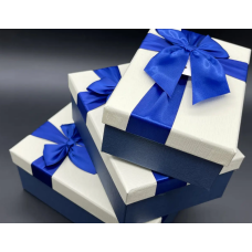 Коробка з бантом подарункова 21*14*8см M