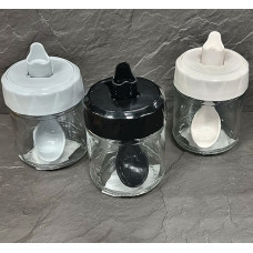 Ємність із ложкою