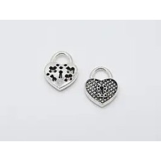 Кулони металеві. Колір античне срібло. Серце. 23х17мм